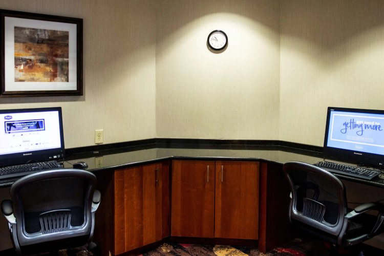 Hampton Inn Gloucester — фото 3