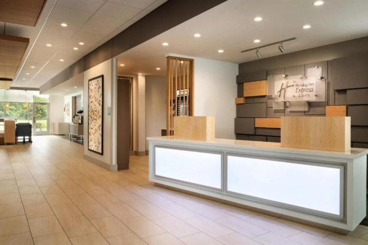 Holiday Inn Express & Suites Murphysboro - Carbondale by IHG