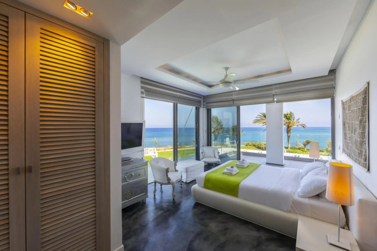 Beachfront Dream Villa — фото 4