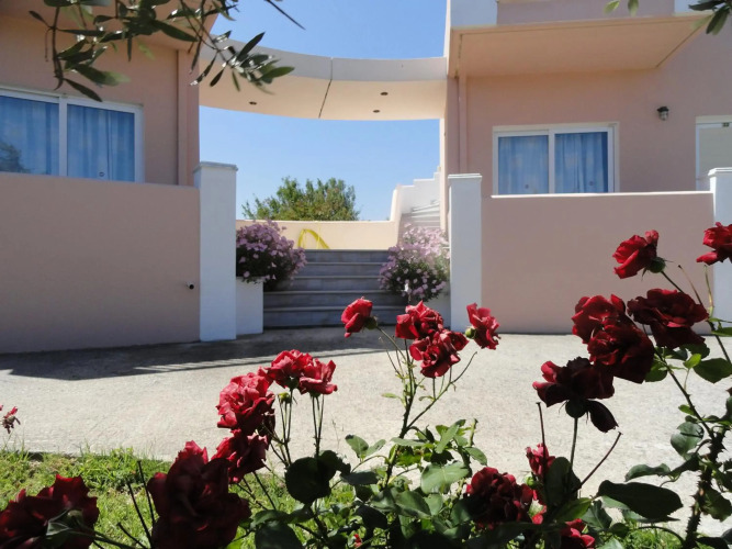 Pardalakis Studios