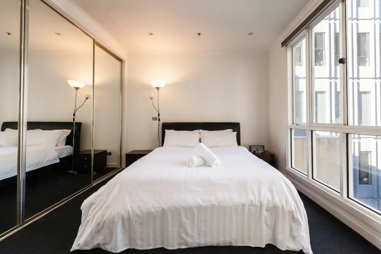 CLAUDE, 2BDR Melbourne Apartment — фото 3
