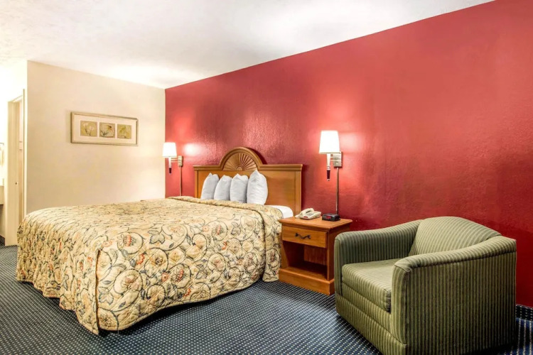 Rodeway Inn — фото 2
