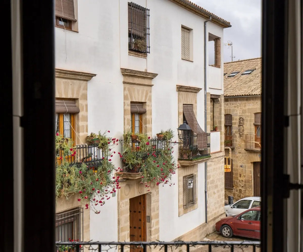 Hotel  YIT La Casona del Arco