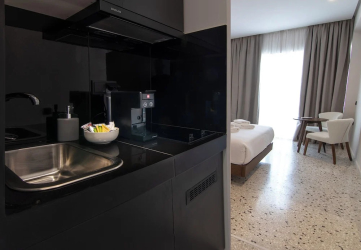 Mythodea Athens Suites — фото 2