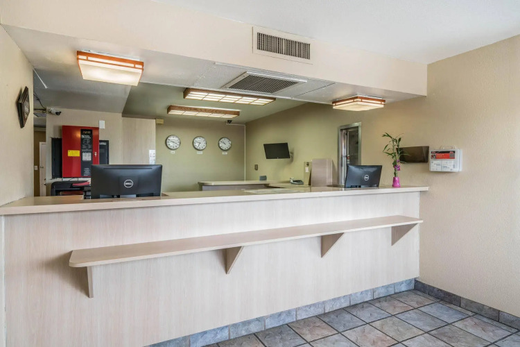 Rodeway Inn — фото 2