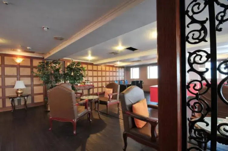Long LuHotel — фото 2