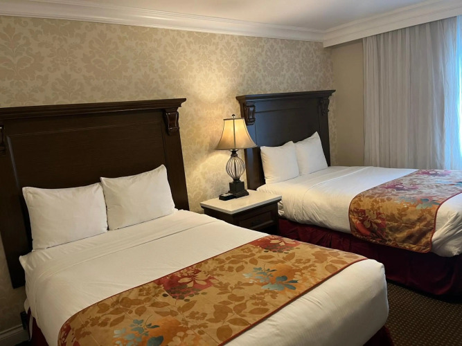 Arbutus Inn — фото 3