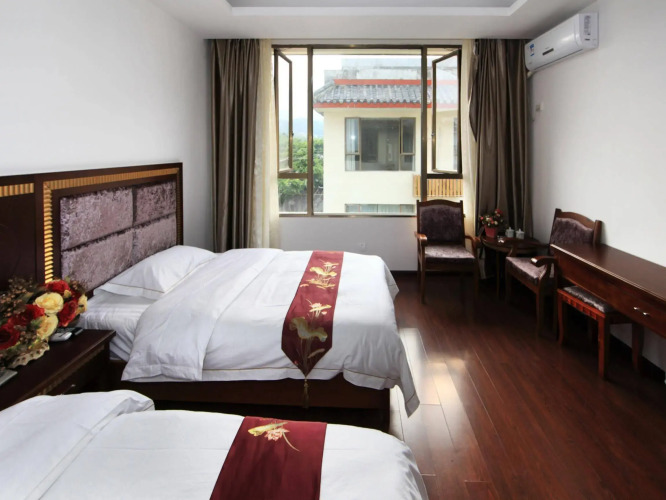 Mount Emei Potatoes Hotel — фото 3
