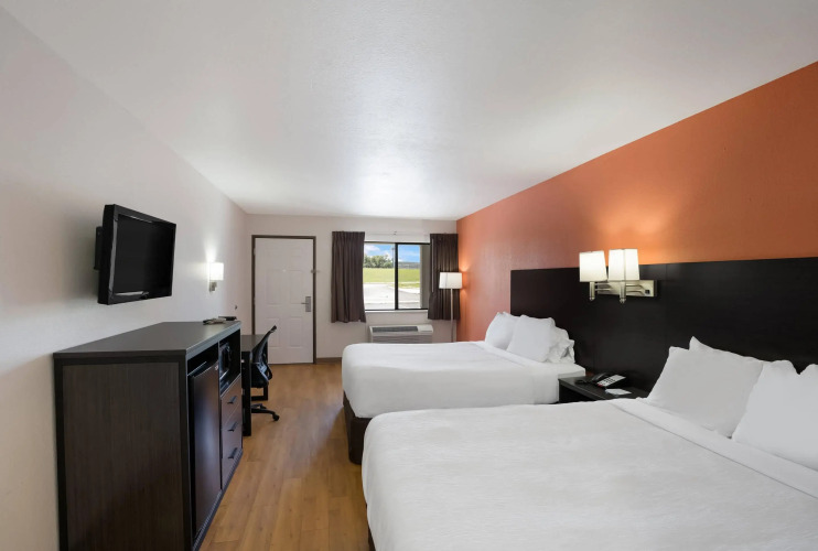 Quality Inn & Suites Junction — фото 5