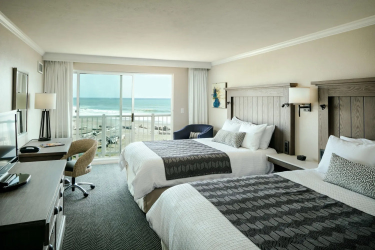 Beachfront Inn — фото 2