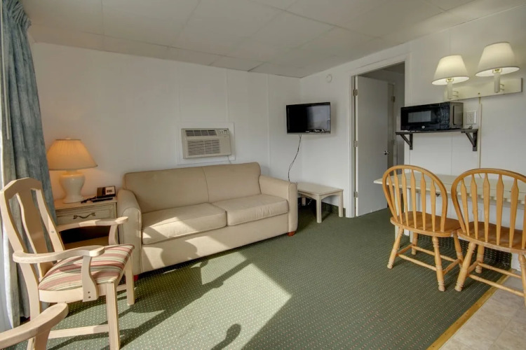 Empress Motel