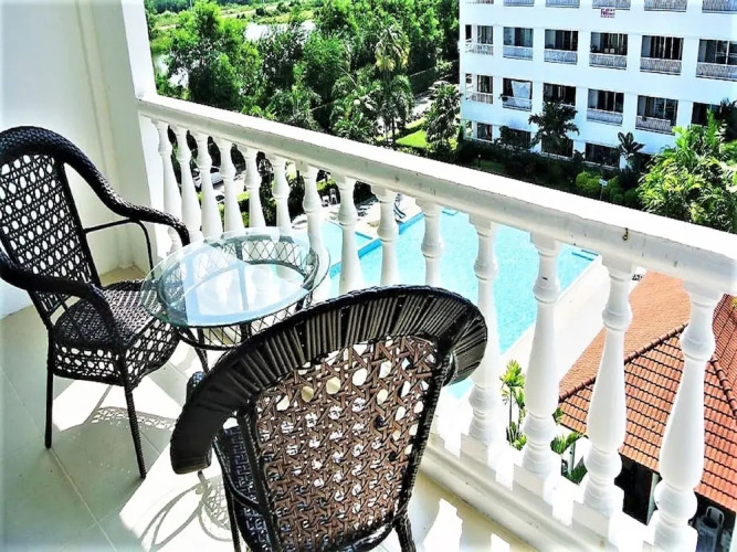 Pool View Apartment — фото 4
