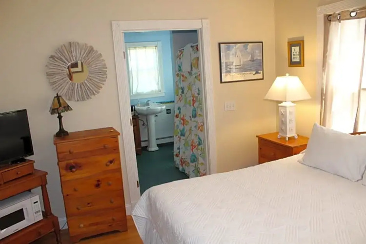 West Tisbury Inn — фото 3