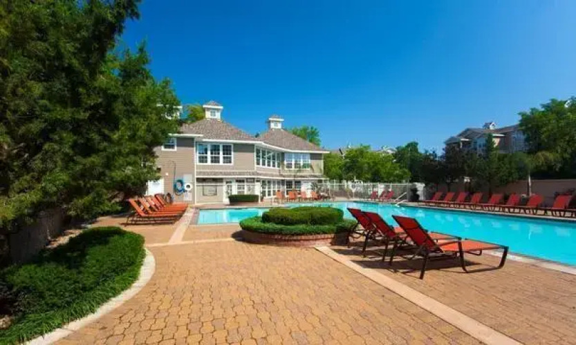 Steeplechase on Maple by ExecuStay (EXEC-MW.STEEPLE-1BR) — фото 5