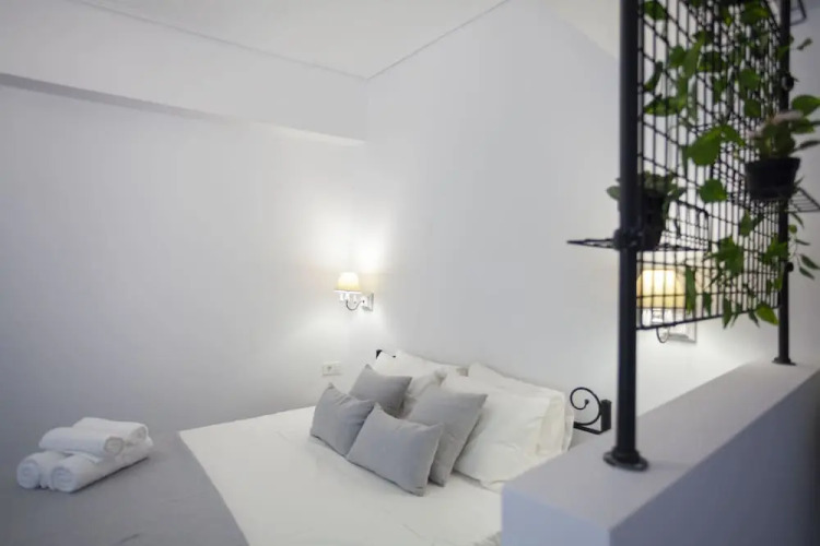 Hephaestus luxury flat Psyrri square — фото 4