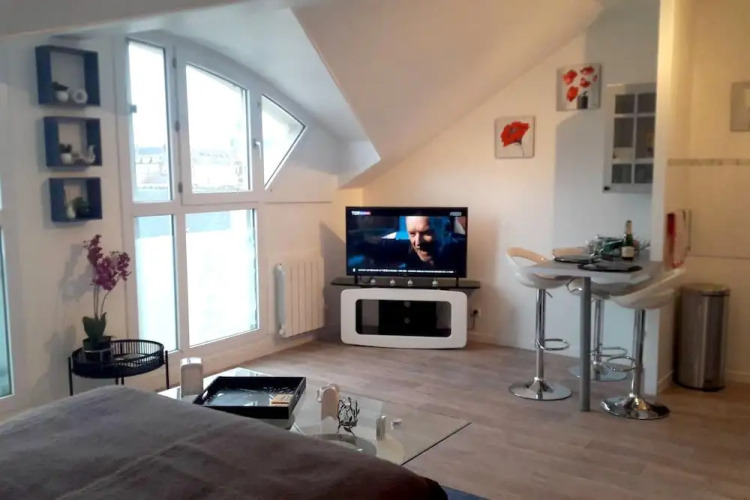 Studio in Compiègne, With Wifi — фото 3