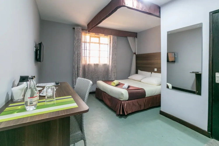 Kings Premier Inn — фото 3