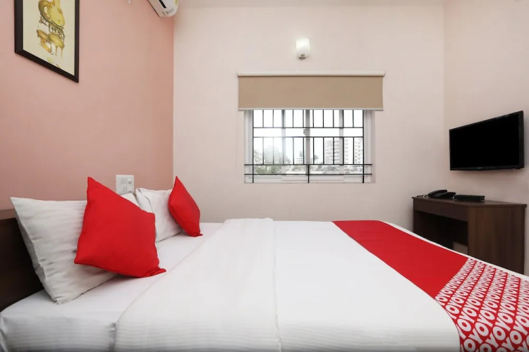 Indra Comforts By OYO Rooms — фото 5