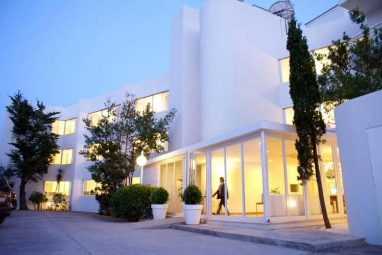 Bellamar Apartments