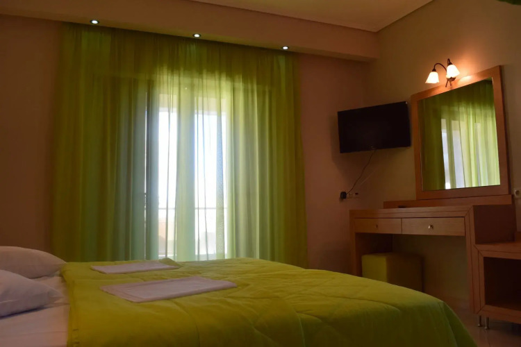 Evia Hotel & Suites — фото 4