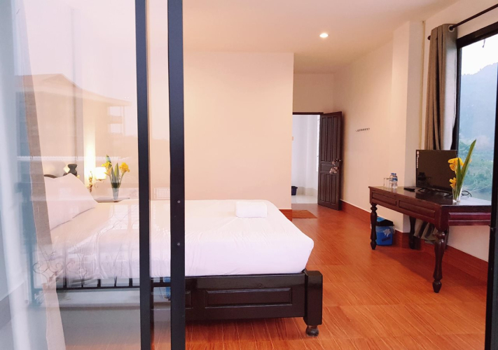 Simon Riverside Hotel
