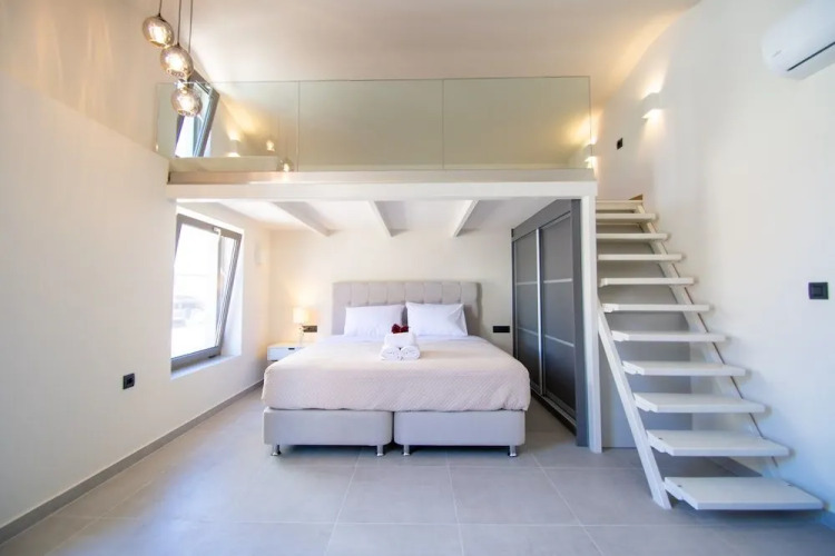 Manthos Beachfront Luxury Suite — фото 3