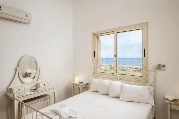 Protaras Artisan Seafront Villa 1 — фото 5