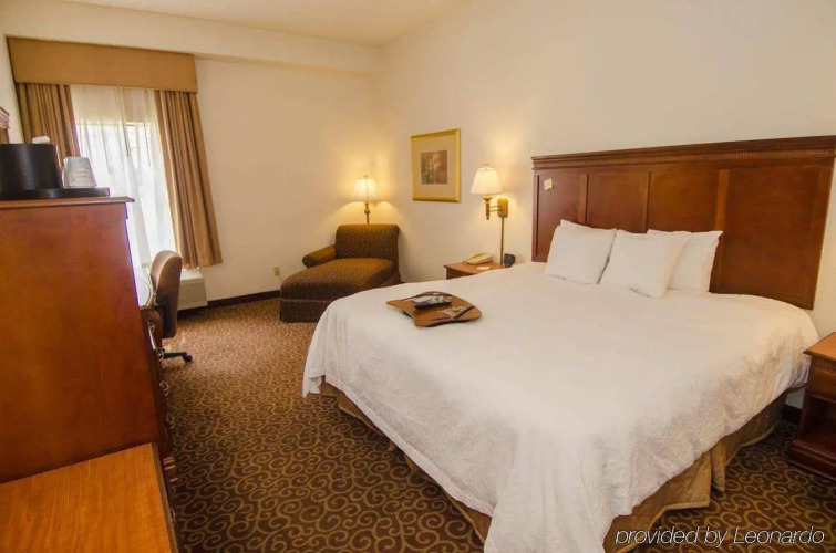 Hampton Inn Edmond — фото 3