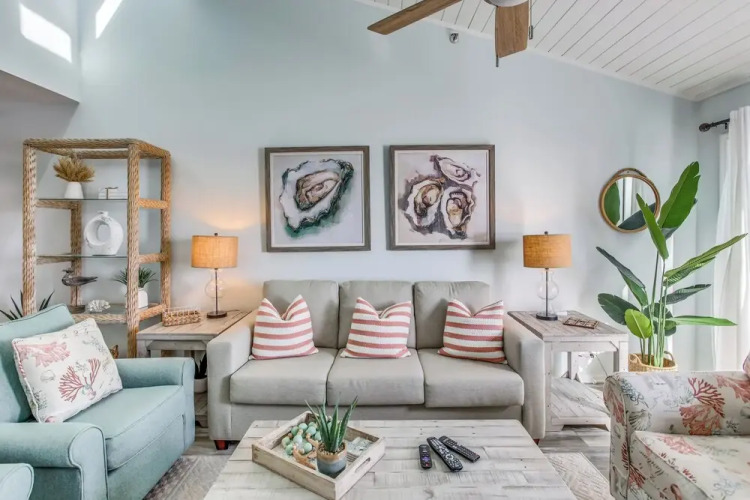 'salt & Light' Oceanfront Condo w/ Pool & Elevator — фото 2