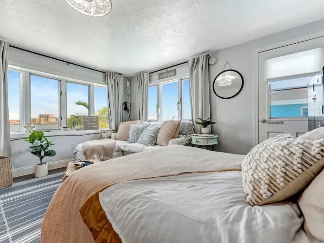 The Seashell Suites
