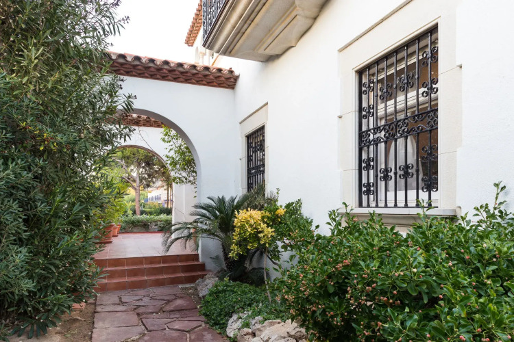 Villa Alicia Sitges — фото 4