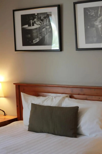 Howe Sound Inn — фото 3