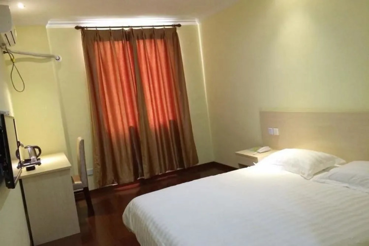 Baifa Express Hotel — фото 3