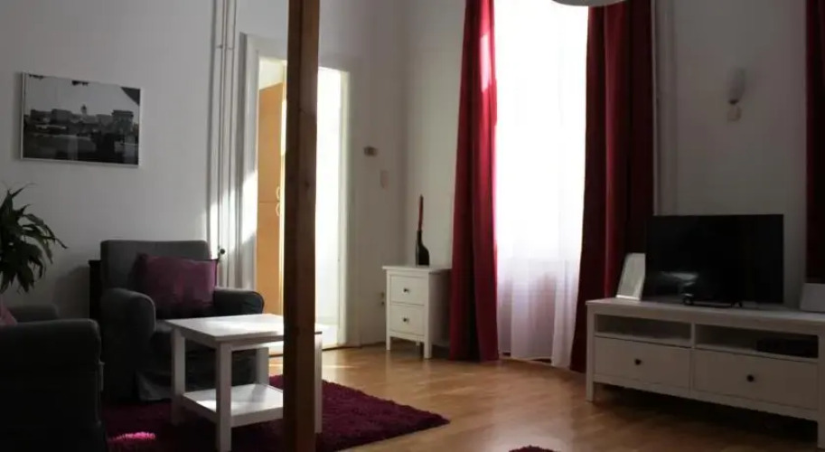 Opera Classical Comfort Apartment — фото 4