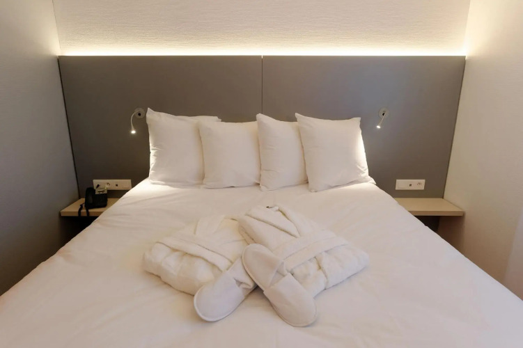 Colmar Hotel — фото 2