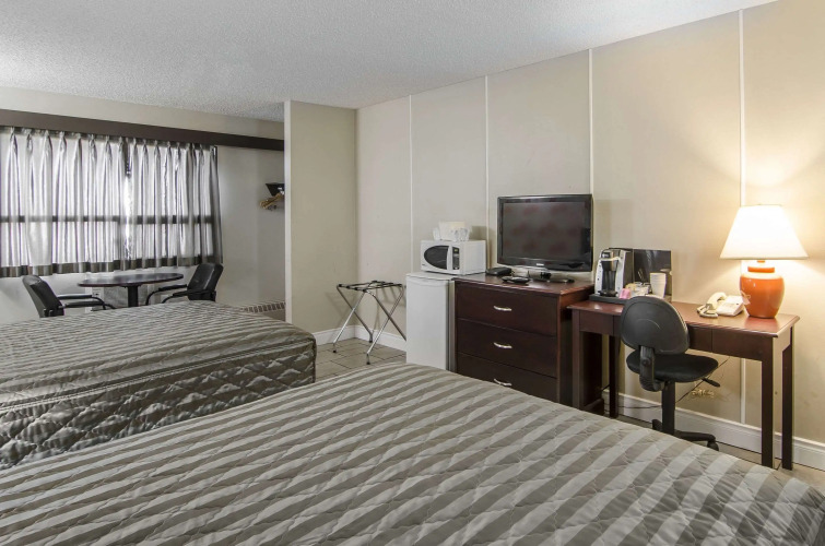 Econo Lodge — фото 5