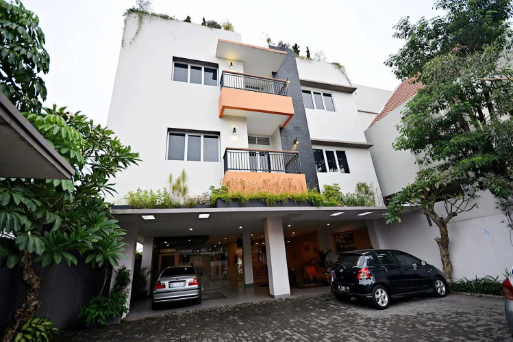 Picasso Inn