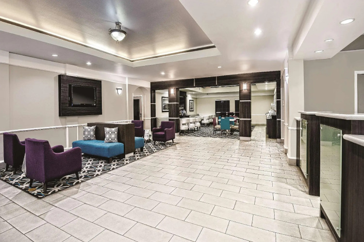 Quality Inn and Suites — фото 2
