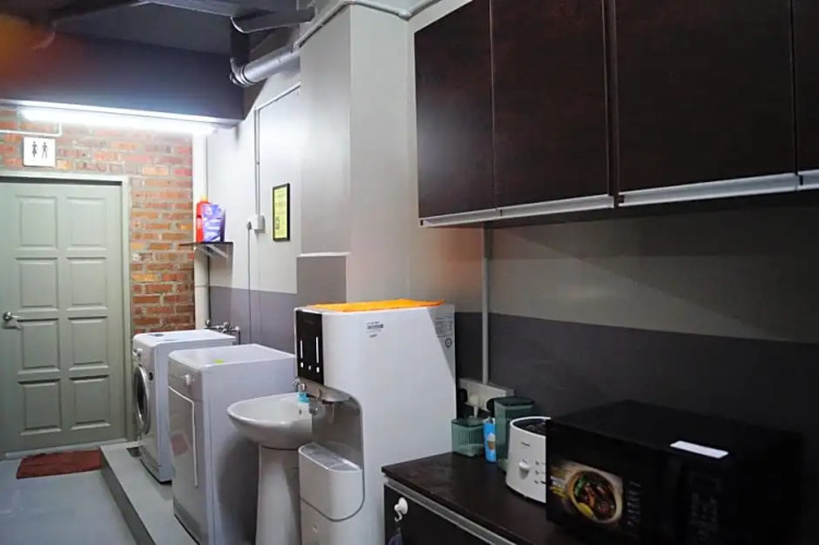 Bricks backpackers Hostel — фото 2