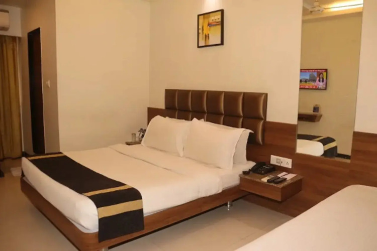 Kyriad Hotel Indore — фото 4