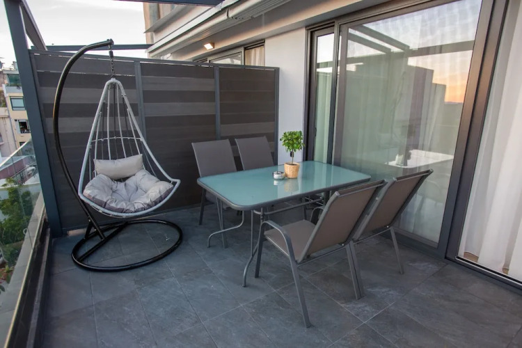 Raise Acropolis View Suites — фото 4