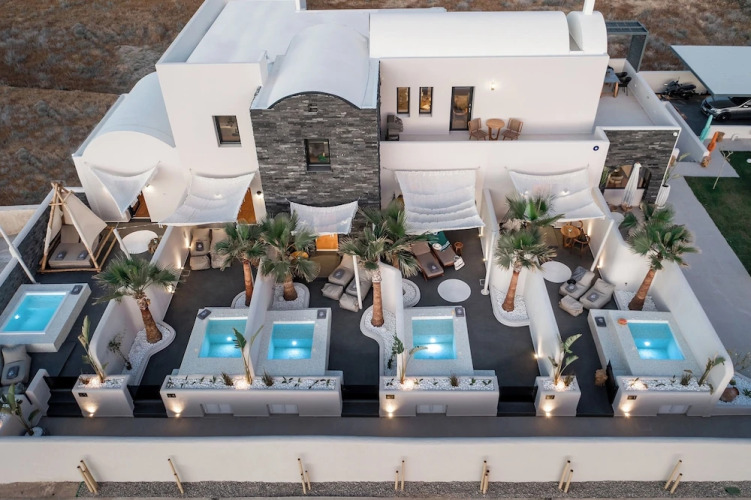 Aja Retreat Luxury Suites