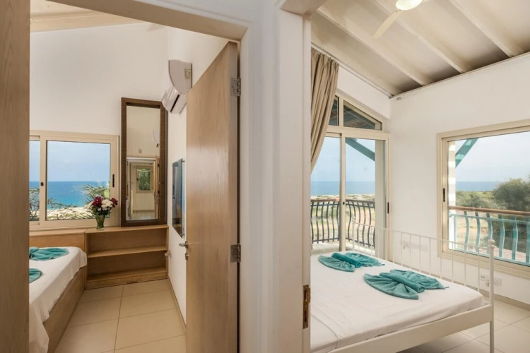 Protaras Artisan Seafront Villa 7 — фото 2