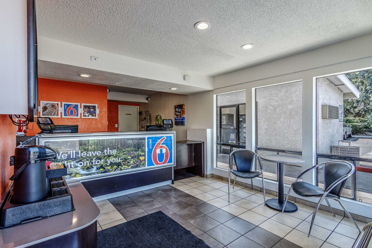 Motel 6 Modesto CA — фото 2