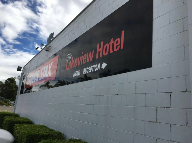 Lakeview Hotel Motel