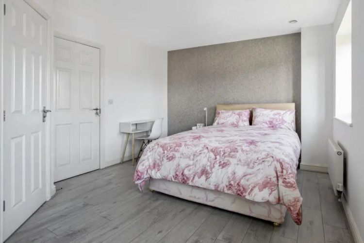 Ruby Kingsize Bedroom with En-suite — фото 3