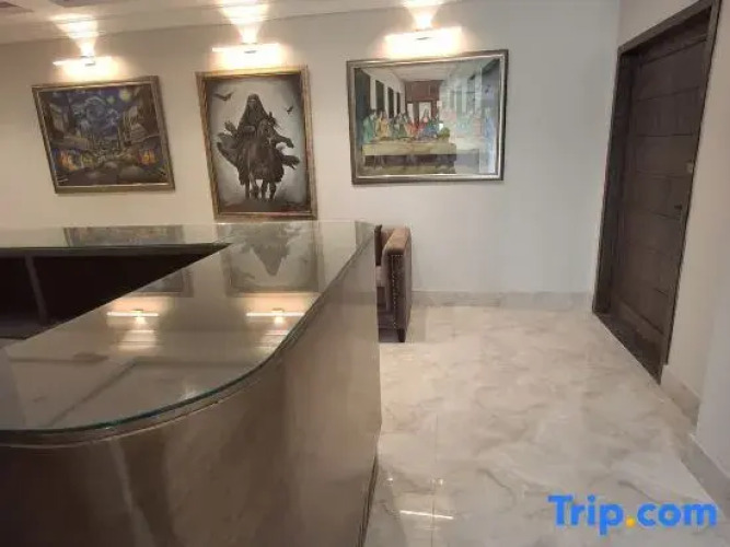 Regency Suites