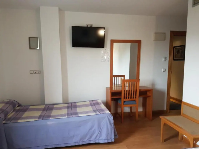 Hostal Mediterráneo — фото 2