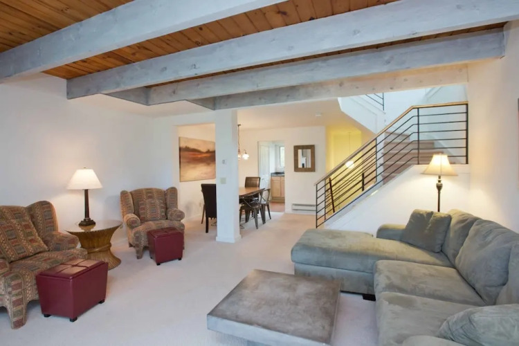 2BR Topnotch Condo — фото 5