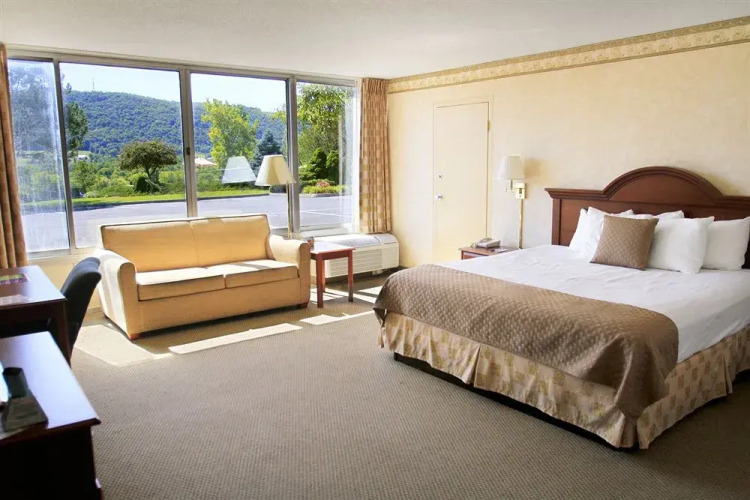 Rodeway Inn And Suites - Cobleskill — фото 3